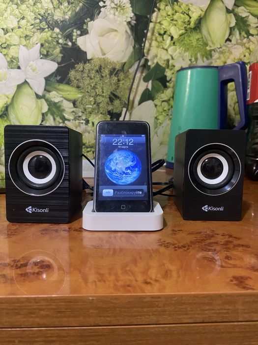 Ipod touch 1 поколения