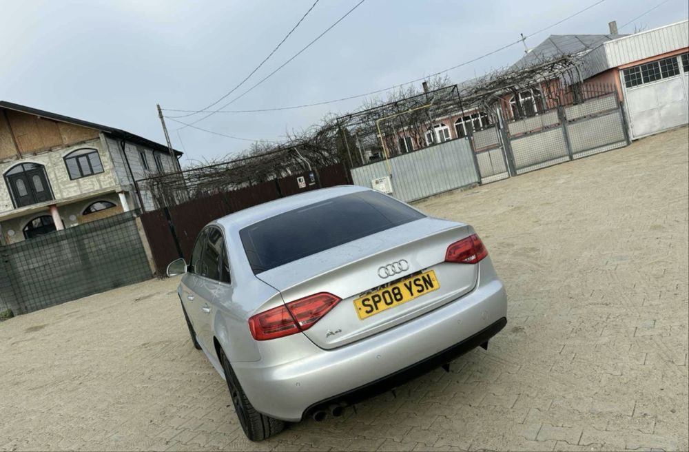 Piese Caroserie Interior A4 B8 2.0 Bang & Olufsen  cutie manuala CAG