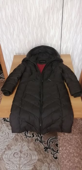 Продам женский пуховик