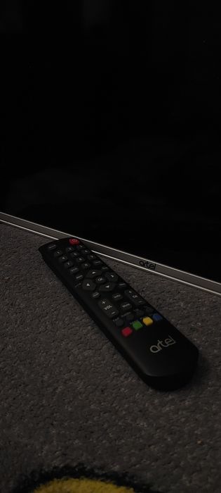 Телевизор artel на запчасти