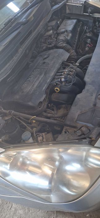 Тойота Корола Версо Toyota Korola Verso 2004г. 1800куб. 129кс. БЕНЗИН НА ЧАСТИ