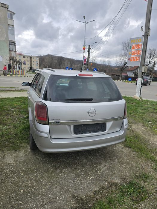 Opel Astra break 1.9 CDTI