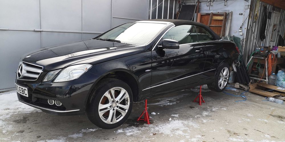 НА ЧАСТИ E250 204 к.с. C207 Cabrio ръчка OM651 200 к км