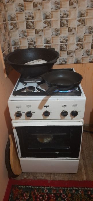 Газ плита сотилади холати йахши