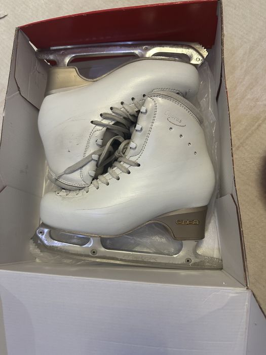 Коньки Edea 240 размер