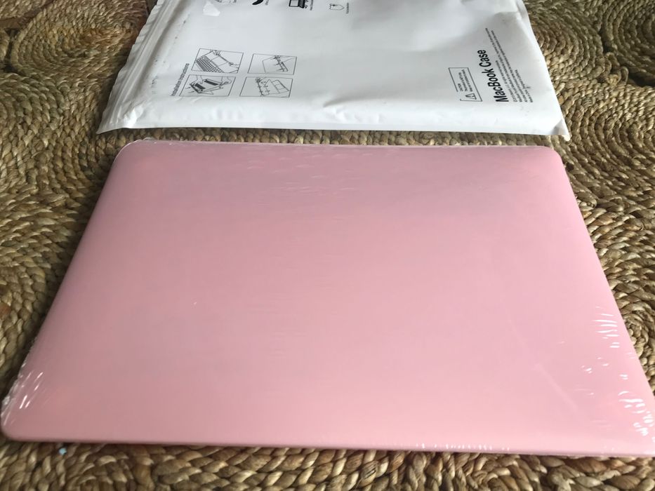 Протектор за лаптоп и клавиатура MacBook Pro 13  модел A1780 Нови