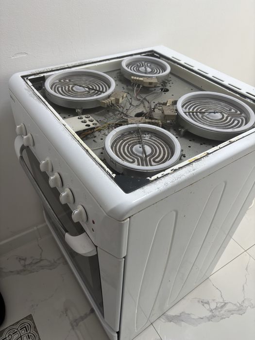 Продам электроплитку Веко