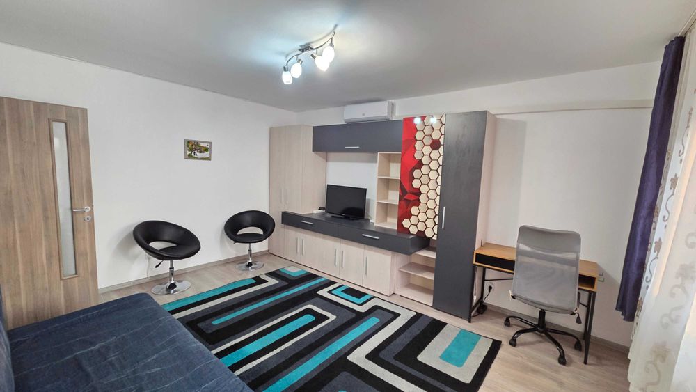 Inchiriez Apartament 1 camera, 45MP, Vlaicu-Poetului
