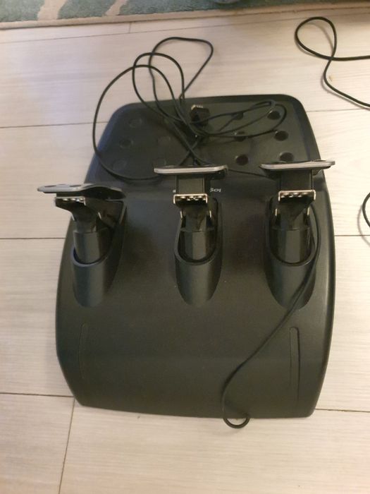 Logitech g29  за PS5,PS4