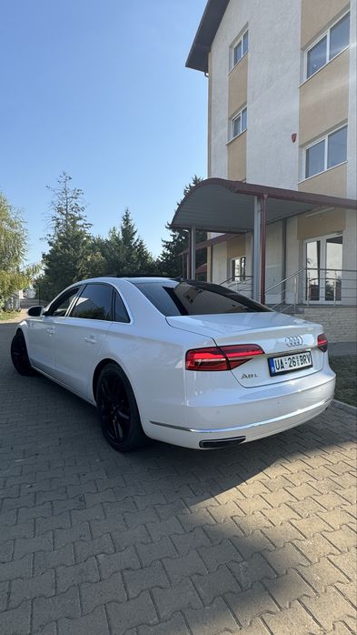 Audi A8 Long 2016
