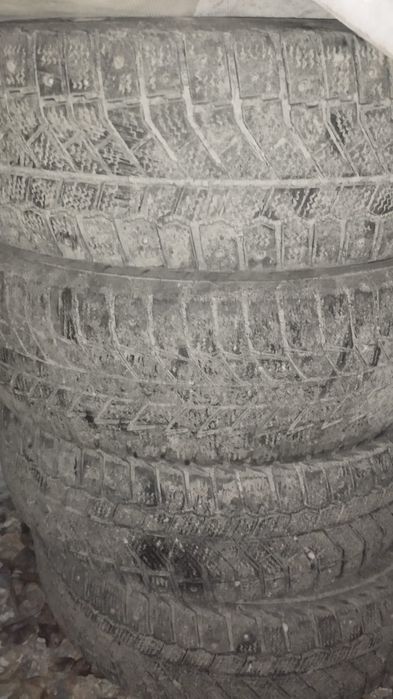 Автошины зимние 185/65/15