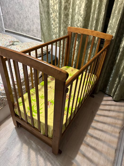 Детская кровать, колыбель