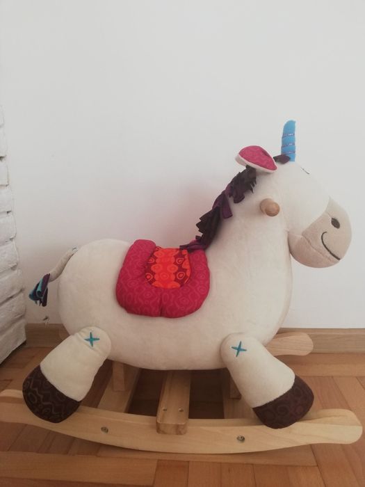 Люлеещо детско конче - еднорог