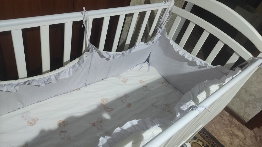 Срочно продам кроватку-манеж! + Подарок!!!