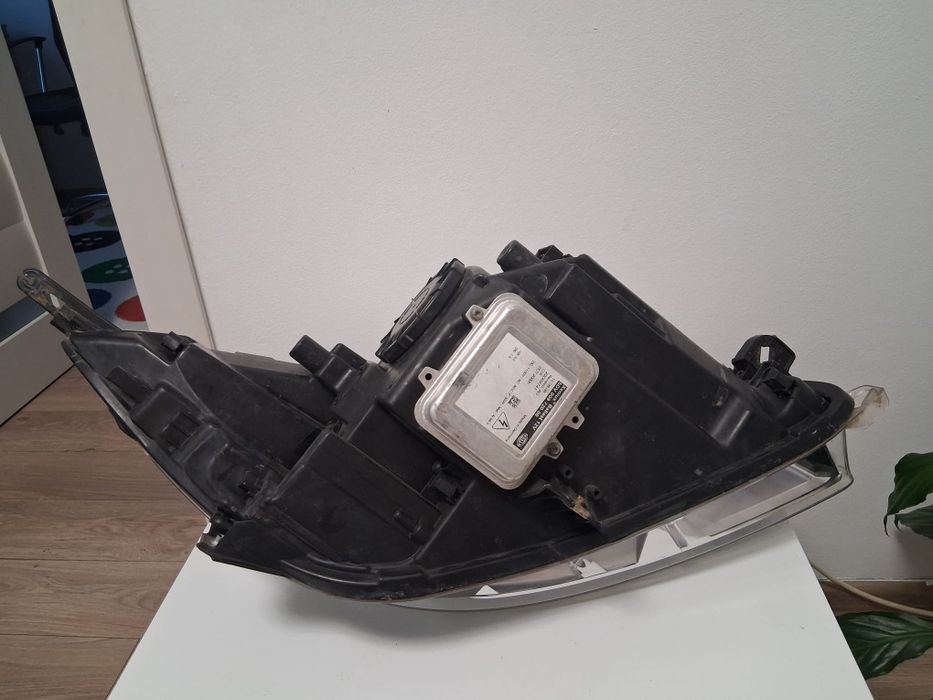 Vand faruri opel insignia
