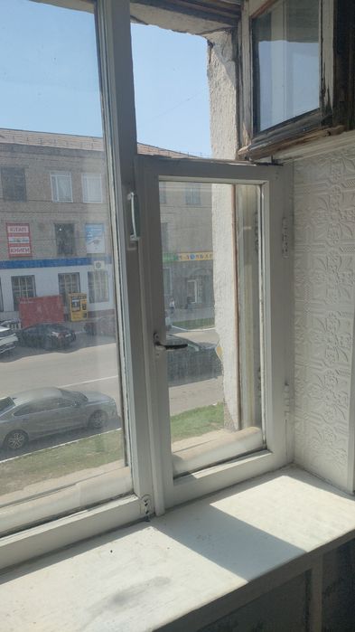Продам квартиру район Восход ,центр.