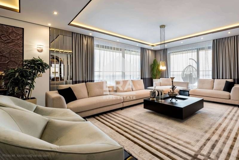 АКТ 16! Луксозен четиристаен апартамент за продажба в затворен комплек