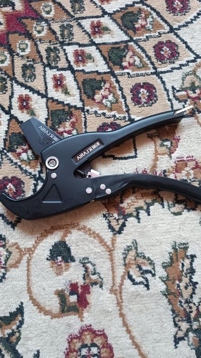 Продам ножницы по трубам