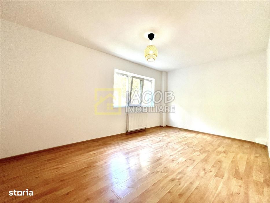 Spatiu birouri, partial mobilat, zona Ana Ipatescu - Bistrita Lac, str