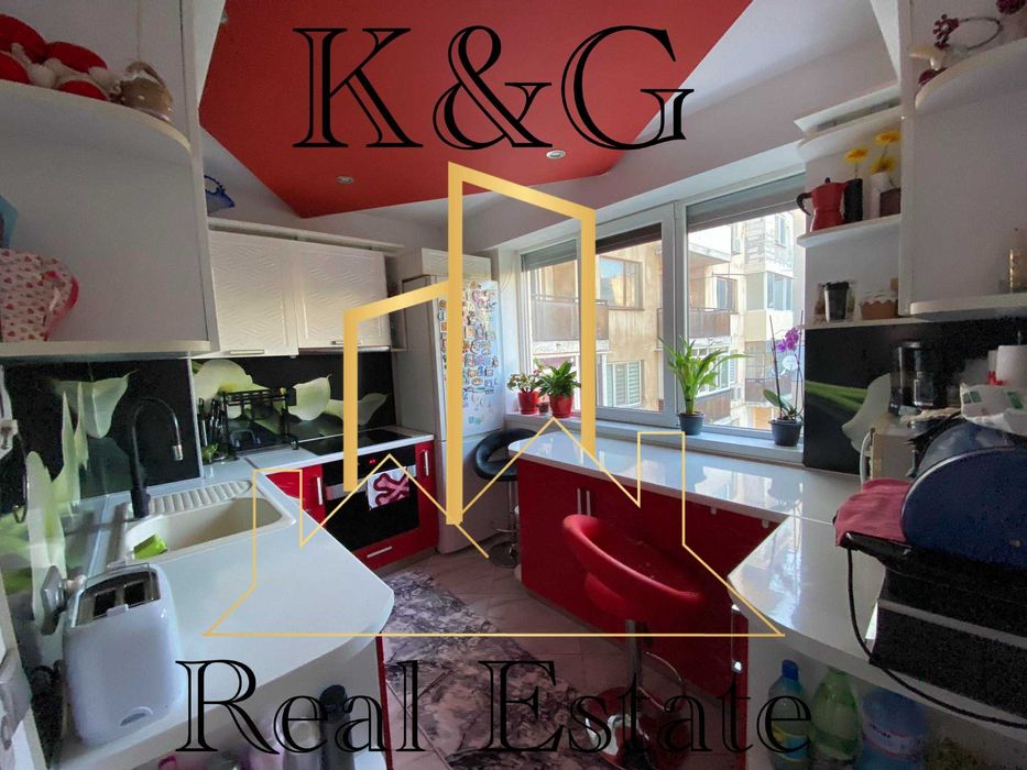 Продава се Тристаен апартамент в Разград, Орел - 76 кв.м за 1382 €/кв.м - Снимка #1