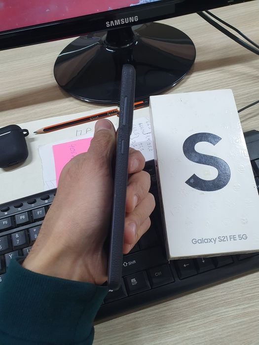 Samsung S21 FE 5G 128Gb продам