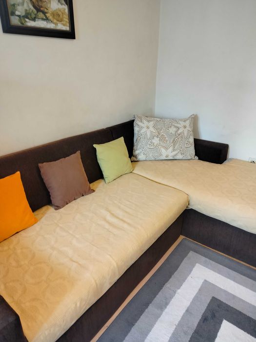 Разтегателни  дивани