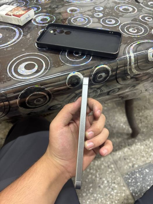 Телефон Samsung s24fe