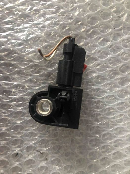 senzor impact fata  hyundai ix20