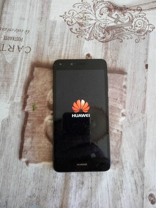 Huawei за части,спукан екран