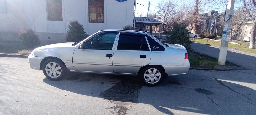 Nexia 2 sotiladi yili 2012