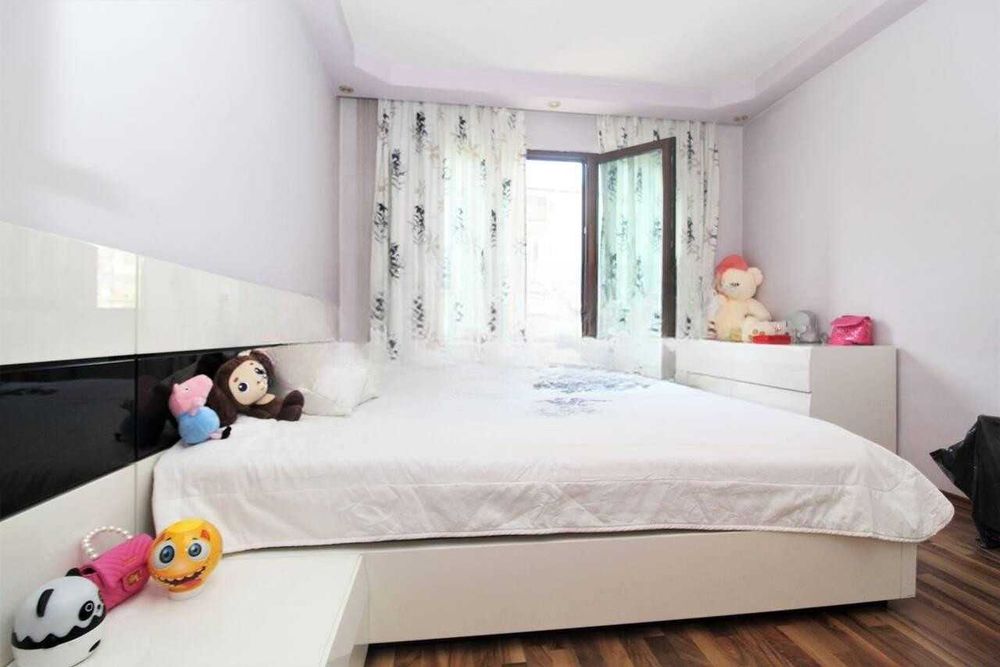 Продава се Тристаен апартамент в Пловдив, Каменица 2 - 94 кв.м за 1596 €/кв.м - Снимка #8