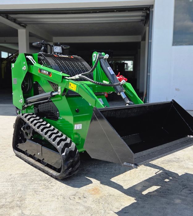 Incarcator Frontal ELECTRIC Lubeck F 200 E-Nou-Garantie 2 ani