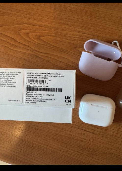 Airpods 3 2021 in perfecta stare