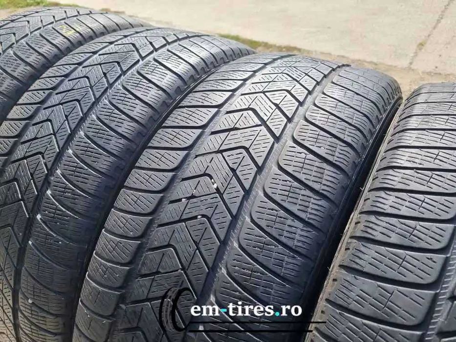 SET 4 Anvelope Iarna 255/55 R20 PIRELLI Scorpion Winter 110V