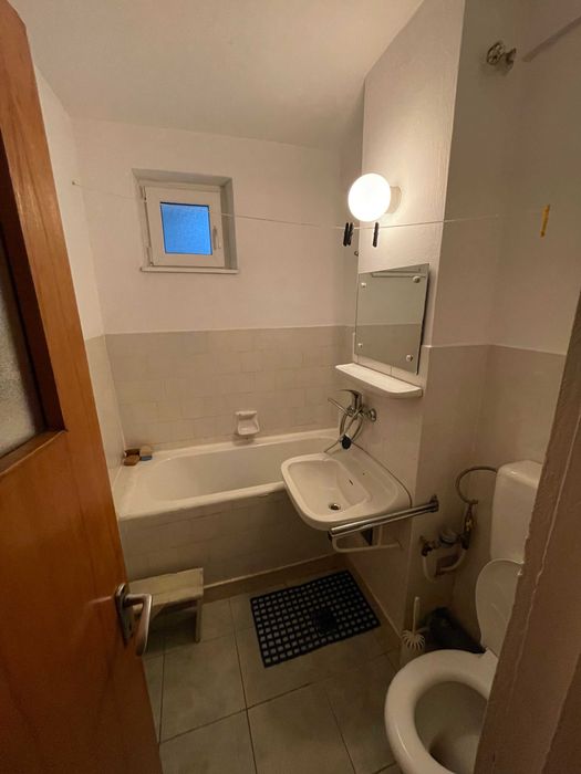 Inchiriere Apartament 2 Camere - 300 EUR/luna