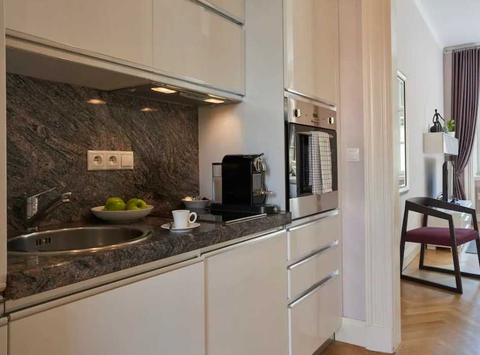 Дава се под наем Двустаен апартамент в Пловдив, Беломорски - 53 кв.м за 321.3 € - Снимка #1