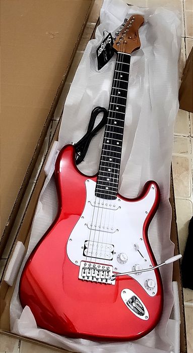 Электро-гитара Stratocaster.