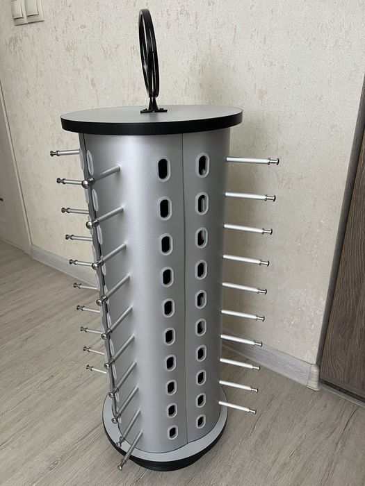 Стойка для очков