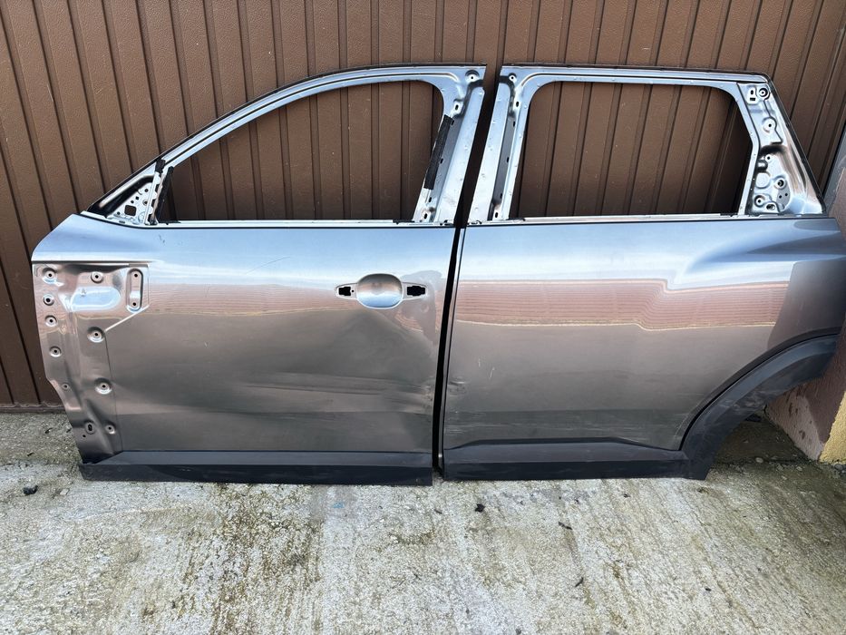 Usa stanga fata dacia duster 3