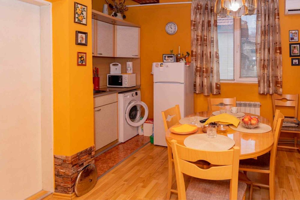 Продава се Къща в Велико Търново, Бузлуджа - 80 кв.м за 925 €/кв.м - Снимка #1