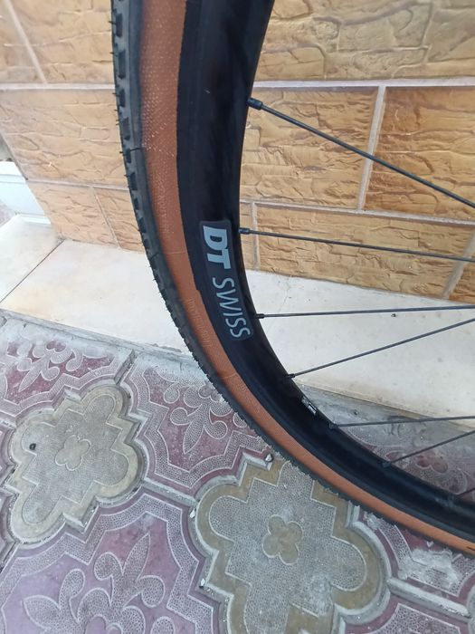 Canyon Grizl Gravel