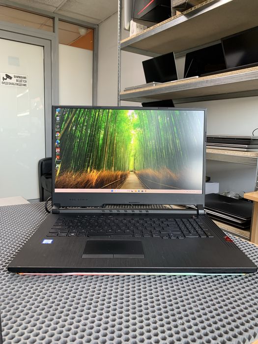 Игровой Asus ROG Strix 17.3’. i7. RTX 2060 6gb.