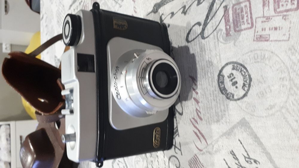 Стар ретро фотоапарат Certo