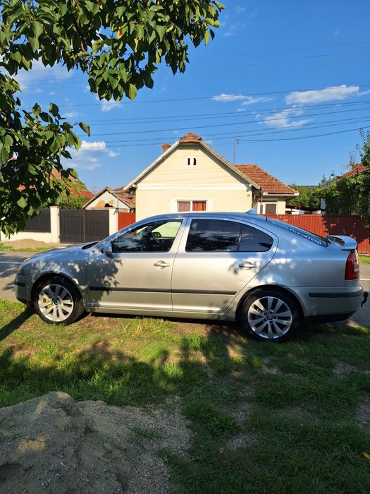 Skoda Octavia 2 2.0 FSI