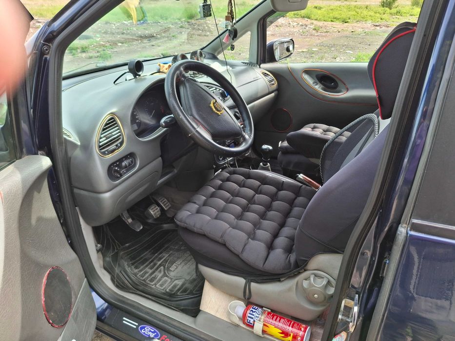 минивэн Ford Galaxy