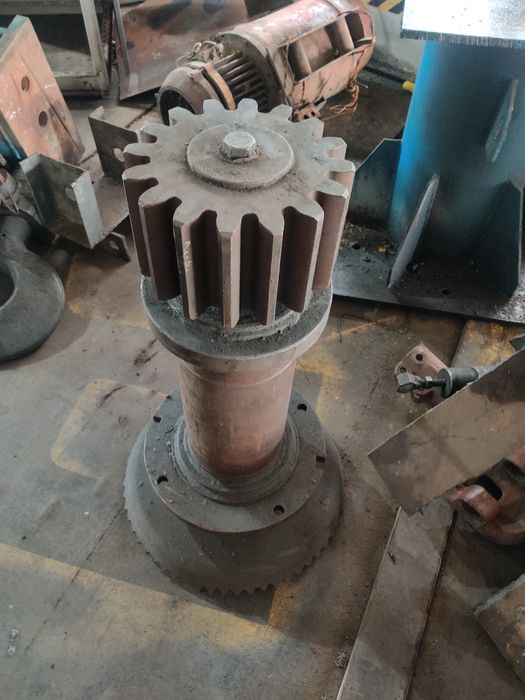 Продам крюковую на Кран 80т