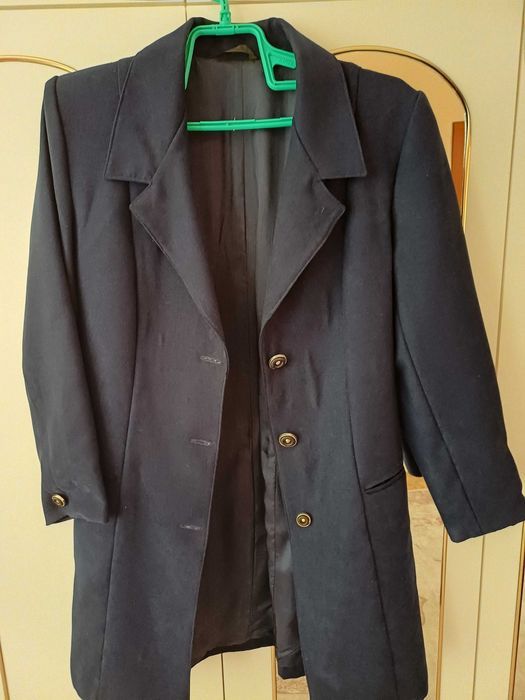 Дамски тоалет от две части