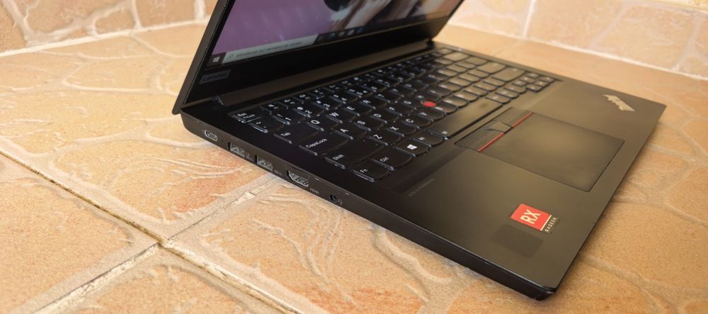 Laptop Lenovo ThinkPad E14_i5-10210U_SSD 256_8GB DDR4_ca NOU / F Metal