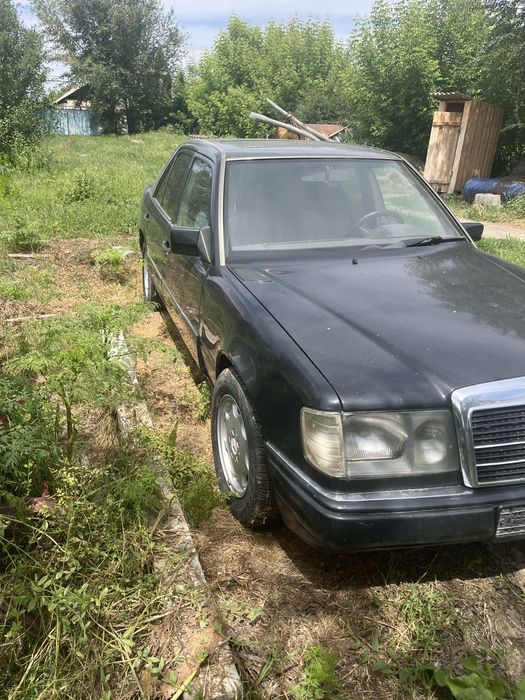 Продам Мерс 124 на ходу