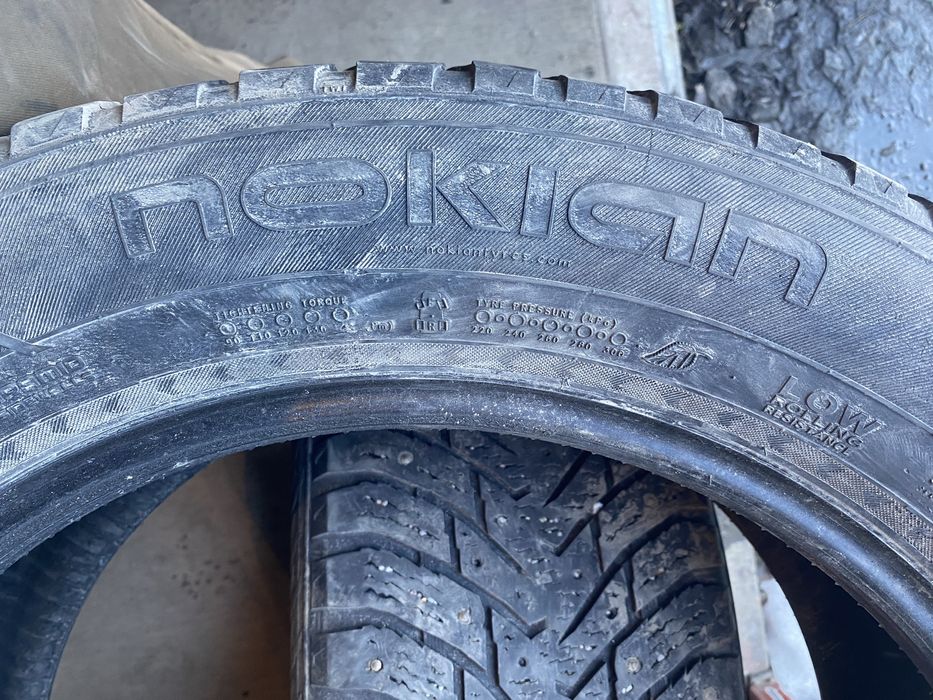 На 19 245/55 Нокия